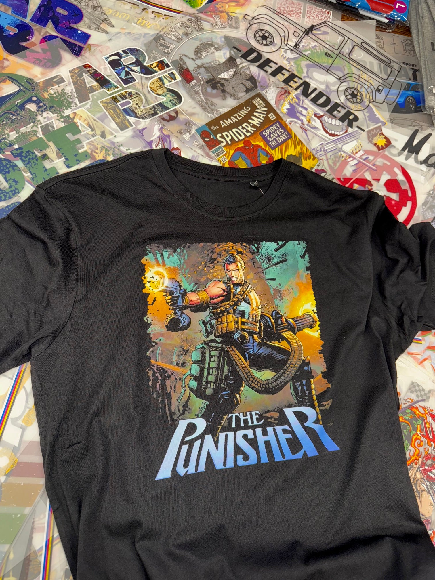 PUNISHER COMIC BOOK STYLE BLACK T SHIRT