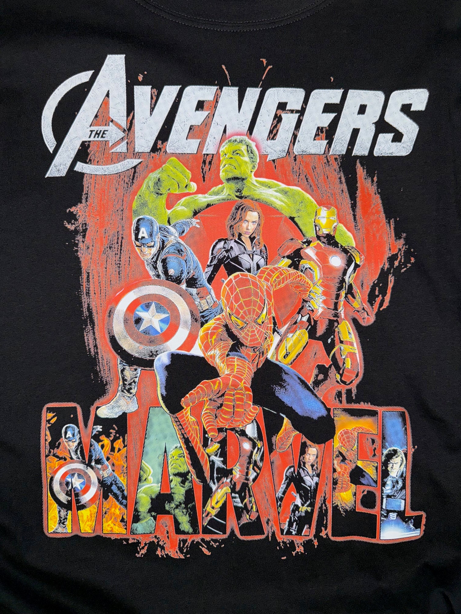 MARVEL AVENGERS BLACK T SHIRT