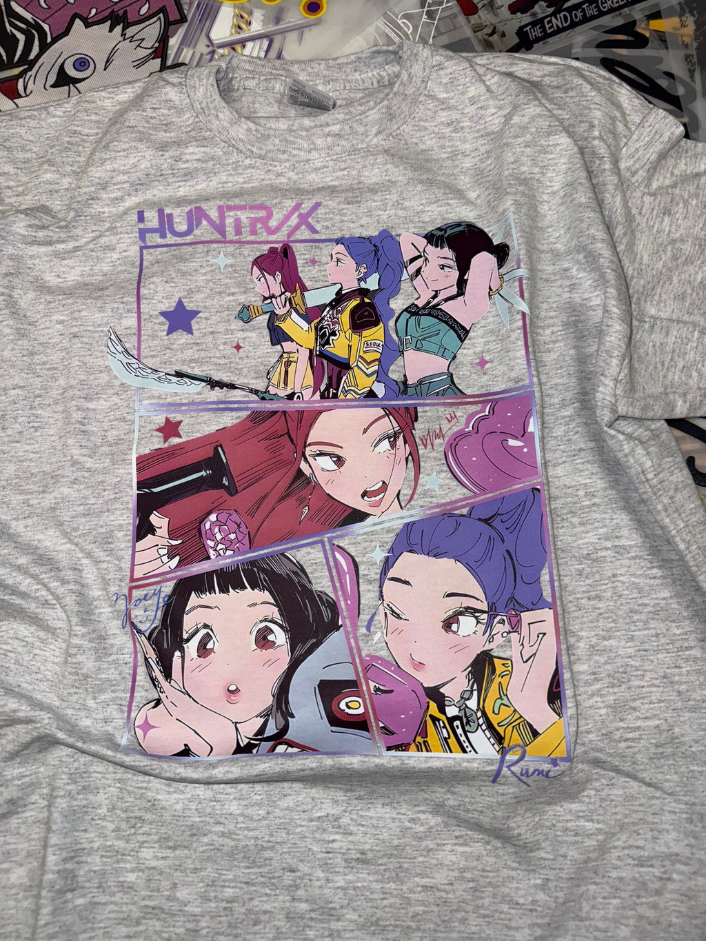 K POP DEMON HUNTER KIDS GREY T SHIRT