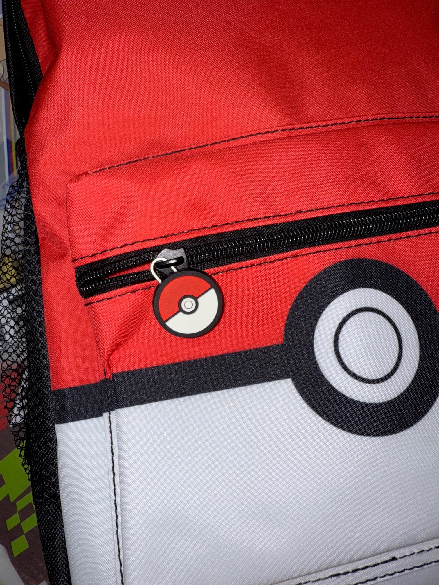 POKEMON CLASSIC RED AND WHITE BACKPACK