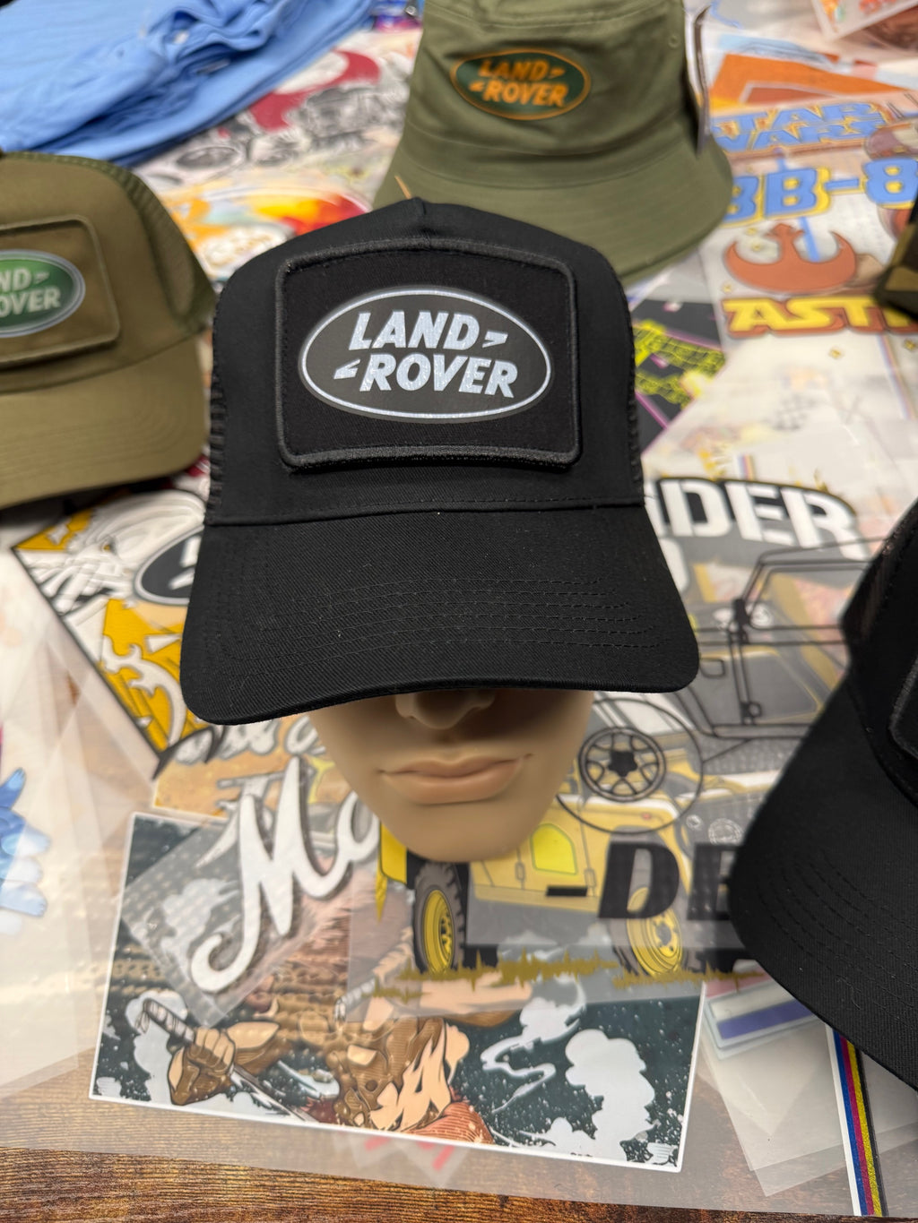 LANDROVER BLACK TRUCKERS CAP
