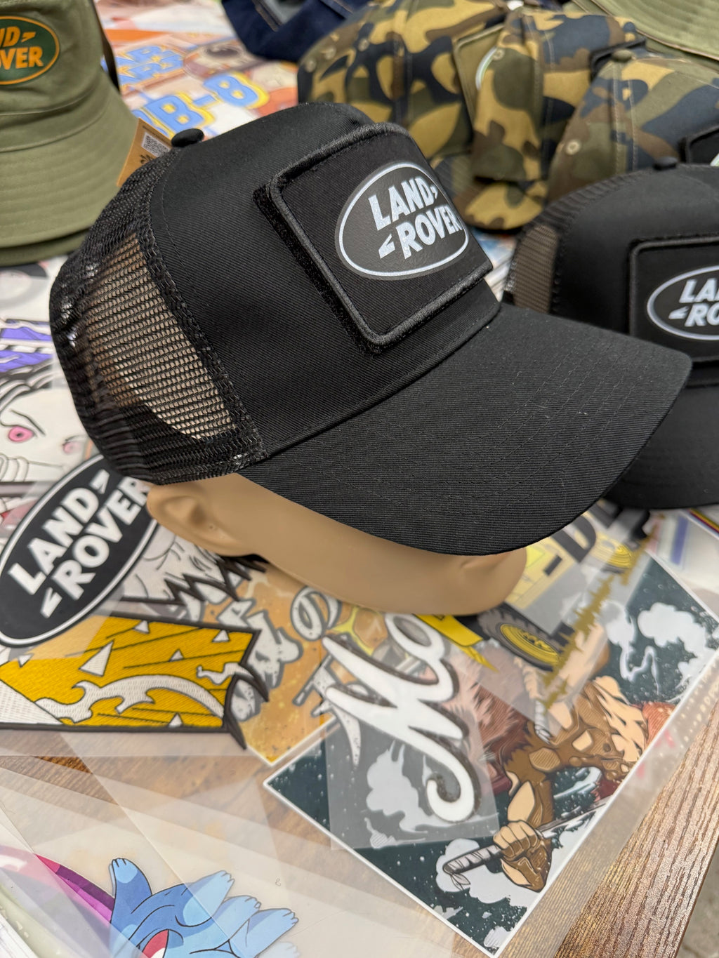 LANDROVER BLACK TRUCKERS CAP